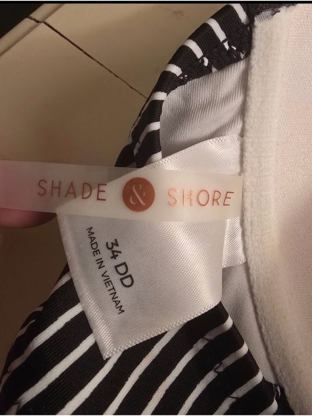3 Women’s Bikini Tops, Shade & Shore, Mossimo, Popvil 34DD, Large - Picture 12 of 12